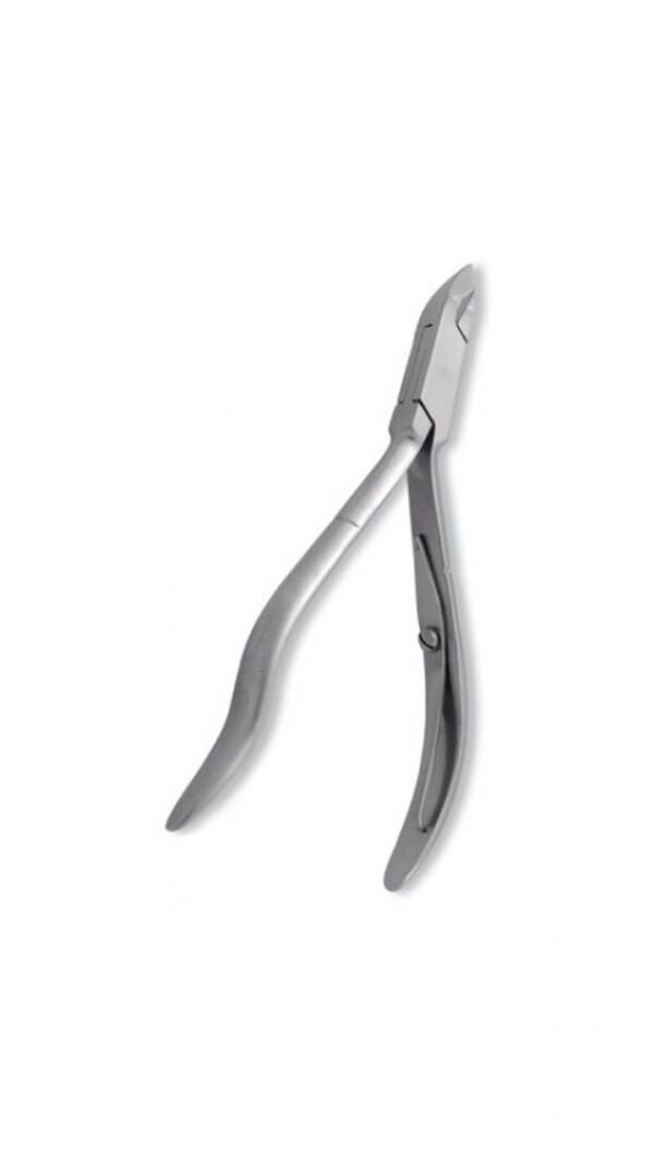 Stainless steel cuticle nipper with sharp blades and ergonomic handle for precise cuticle trimming and professional nail care.